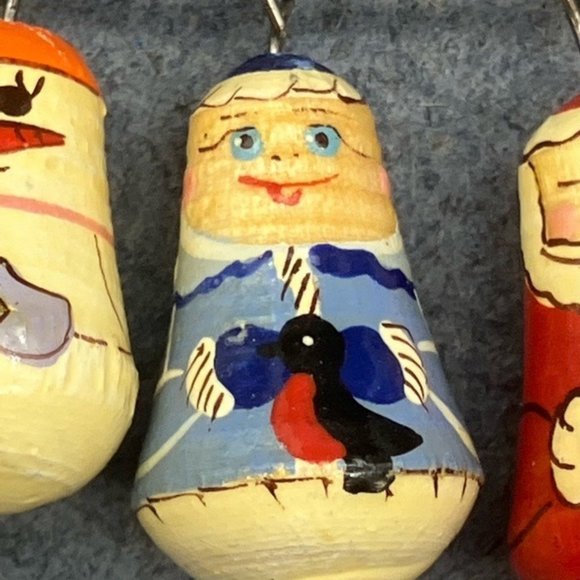 Christmas Pin Brooch Matryoshka Doll Dangles Silver Safety Santa Claus Snowman - Picture 6 of 10